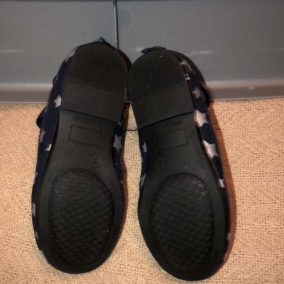 Toddler girl Shoes EUC - Picture 2 of 3